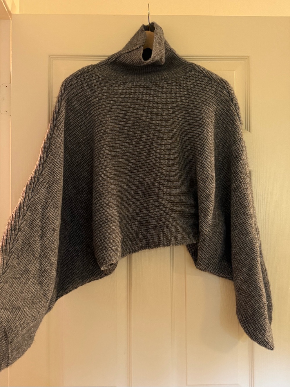 Angie Gray Turtleneck Cropped Sweater. Size L
